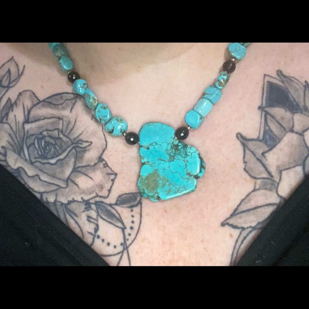 Turquoise Necklace - Picture 2 of 7
